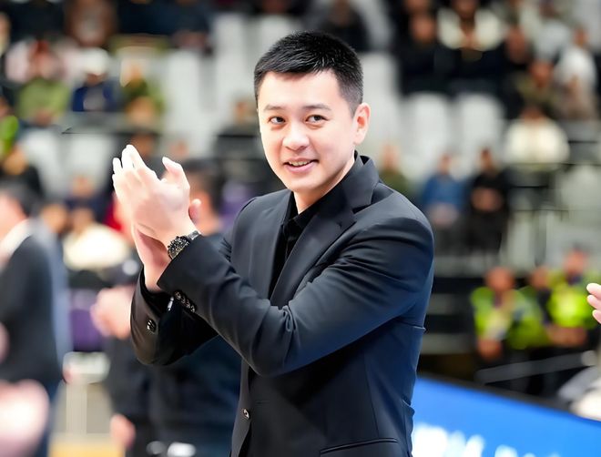 贏新疆隊7分！楊鳴樂開瞭花，大贊遼寧1人：他對我們非常重要